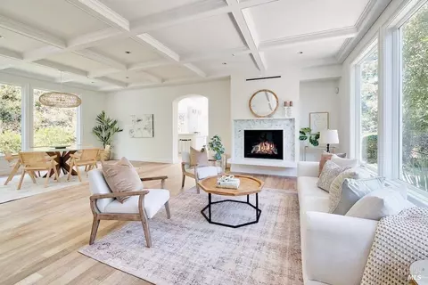 36 Evergreen Dr, Kentfield, CA 94904