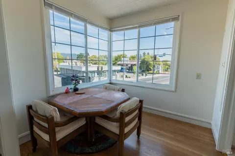 Dining - 534 S State St, Ukiah, CA 95482 photo 1 of 3