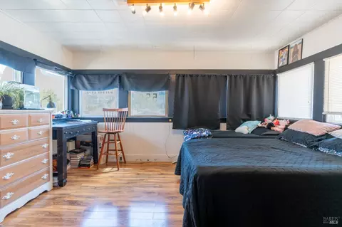 Bedroom - 534 S State St, Ukiah, CA 95482 photo 4 of 11