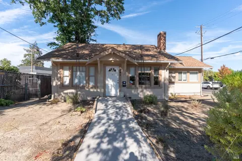 Exterior - 534 S State St, Ukiah, CA 95482 photo 1 of 2