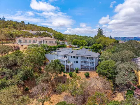 View/Area - 26 Old Coach Rd, Napa, CA 94558 photo 6 of 8