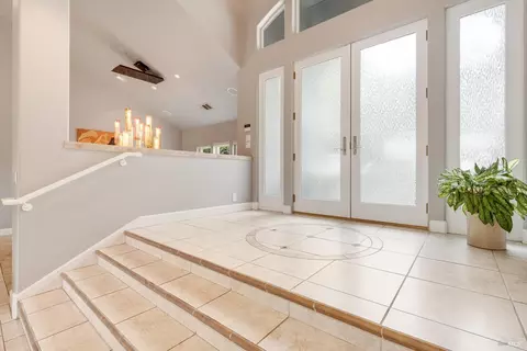 Entry Way - 26 Old Coach Rd, Napa, CA 94558 photo 2 of 8