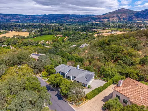 View/Area - 26 Old Coach Rd, Napa, CA 94558 photo 2 of 8