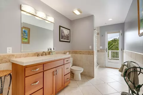 Bath - 26 Old Coach Rd, Napa, CA 94558 photo 3 of 5