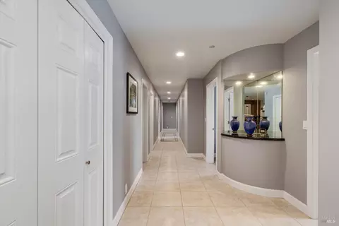 Entry Way - 26 Old Coach Rd, Napa, CA 94558 photo 8 of 8