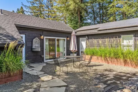 Exterior - 18350 Arnold Dr, Sonoma, CA 95476 photo 5 of 11