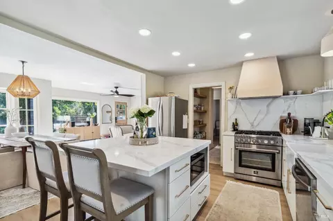 Kitchen - 18350 Arnold Dr, Sonoma, CA 95476 photo 3 of 5