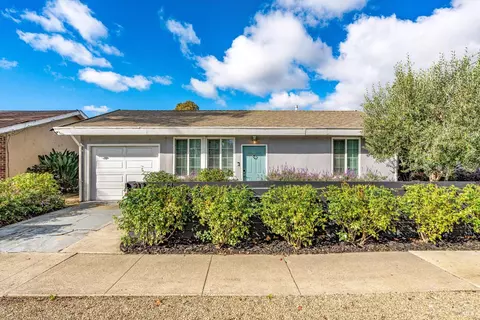 217 S Coombs St, Napa, CA 94559