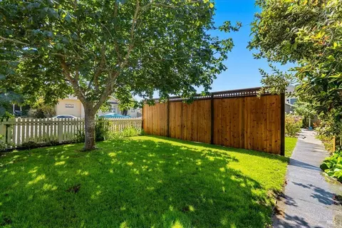Exterior - 1456 C St, Eureka, CA 95501 photo 21 of 23