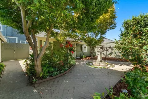Exterior - 1456 C St, Eureka, CA 95501 photo 16 of 23