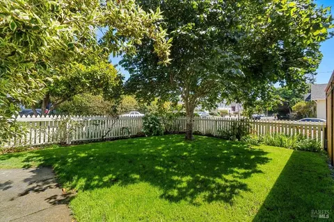 Exterior - 1456 C St, Eureka, CA 95501 photo 20 of 23