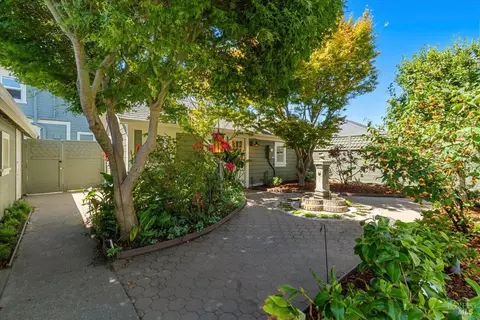 Exterior - 1456 C St, Eureka, CA 95501 photo 18 of 23