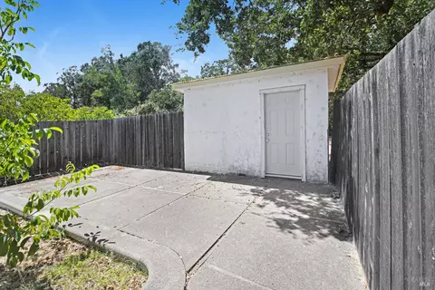 Exterior - 21355 Hyde Rd, Sonoma, CA 95476 photo 10 of 36
