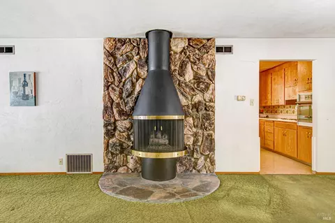 Living - 21355 Hyde Rd, Sonoma, CA 95476 photo 1 of 5