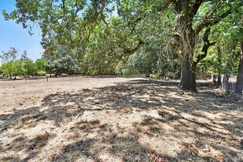 Exterior - 21355 Hyde Rd, Sonoma, CA 95476 photo 20 of 36