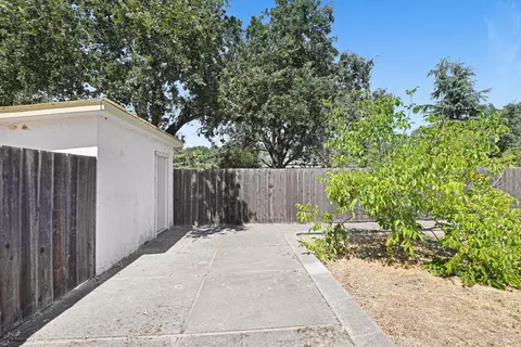 Exterior - 21355 Hyde Rd, Sonoma, CA 95476 photo 13 of 36