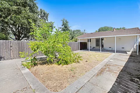 Exterior - 21355 Hyde Rd, Sonoma, CA 95476 photo 12 of 36