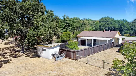 Exterior - 21355 Hyde Rd, Sonoma, CA 95476 photo 7 of 36