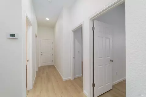 Entry Way - 4325 The Masters Dr, Fairfield, CA 94533 photo 3 of 4