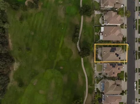 View/Area - 4325 The Masters Dr, Fairfield, CA 94533 photo 2 of 7