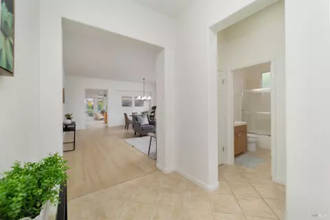 Entry Way - 4325 The Masters Dr, Fairfield, CA 94533 photo 4 of 4