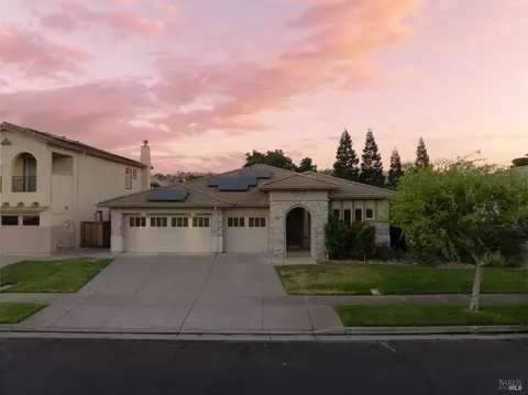 Exterior - 4325 The Masters Dr, Fairfield, CA 94533 photo 3 of 14