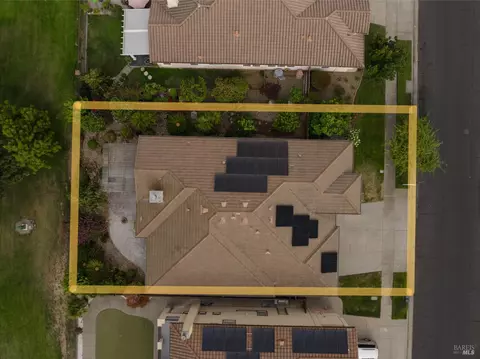 View/Area - 4325 The Masters Dr, Fairfield, CA 94533 photo 6 of 7
