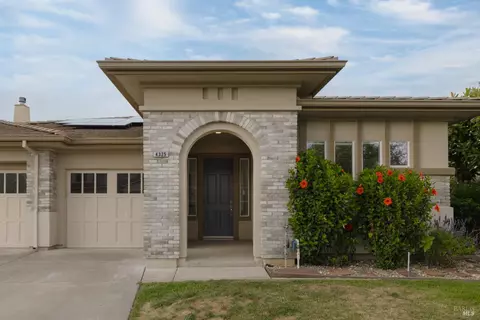 Exterior - 4325 The Masters Dr, Fairfield, CA 94533 photo 2 of 14