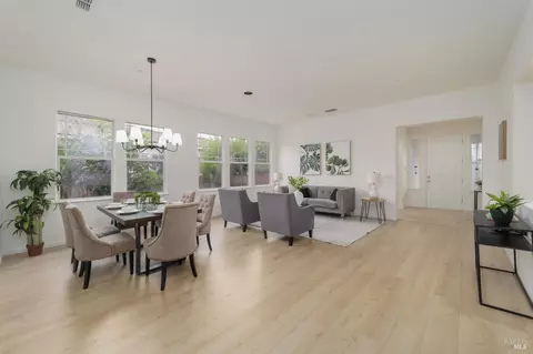Dining - 4325 The Masters Dr, Fairfield, CA 94533 photo 1 of 2
