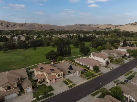 View/Area - 4325 The Masters Dr, Fairfield, CA 94533 photo 4 of 7