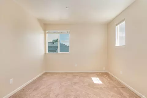 Bedroom - 1268 Pedroncelli Dr, Windsor, CA 95492 photo 7 of 10