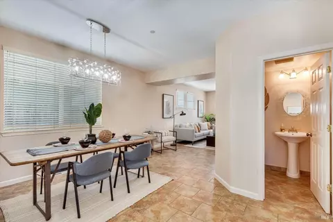 Dining - 1268 Pedroncelli Dr, Windsor, CA 95492 photo 4 of 4