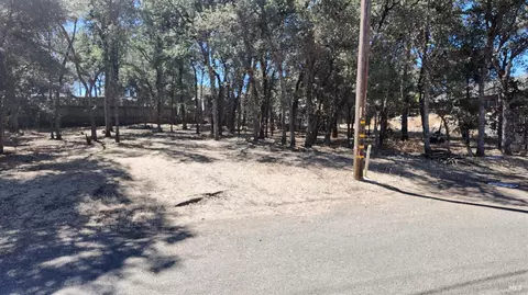 15973 22nd Ave, Clearlake, CA 95422 photo 2