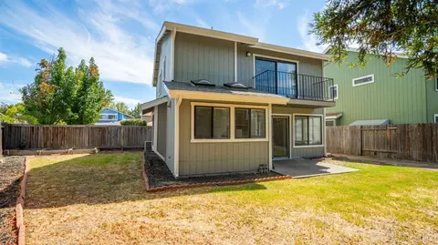 Exterior - 101 Constitution Ave, Vacaville, CA 95687 photo 7 of 10