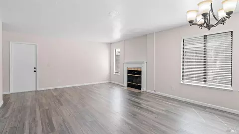Living - 101 Constitution Ave, Vacaville, CA 95687 photo 5 of 6