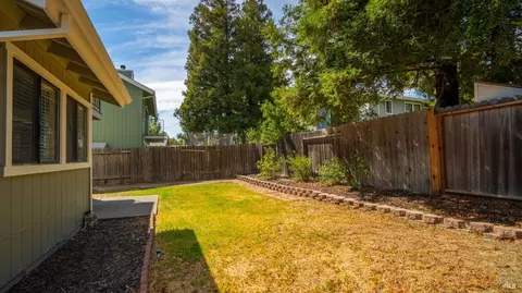 Exterior - 101 Constitution Ave, Vacaville, CA 95687 photo 8 of 10