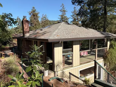 5147 Ridgley Ct, Guerneville, CA 95446