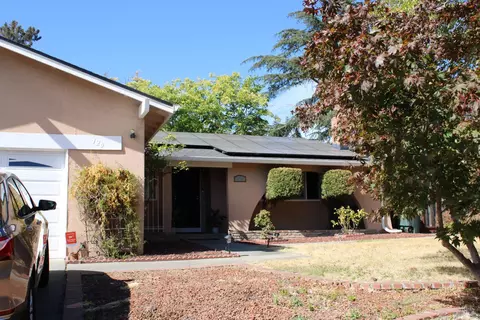120 Cook Cir, Vallejo, CA 94589 photo 2