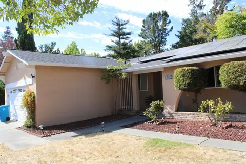 120 Cook Cir, Vallejo, CA 94589 photo 3