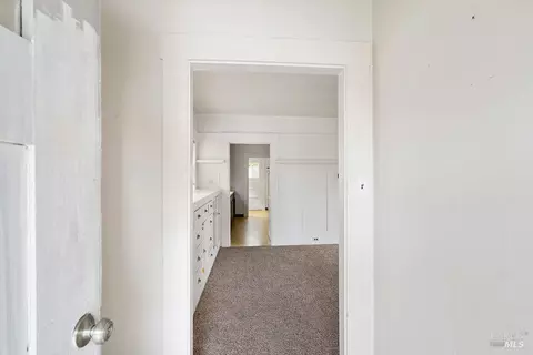 Entry Way - 514 Florida St, Vallejo, CA 94590 photo 3 of 5