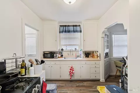 Kitchen - 514 Florida St, Vallejo, CA 94590 photo 1 of 3