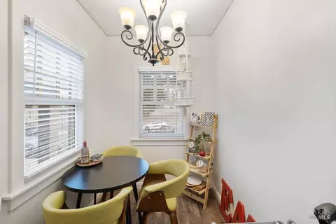 Dining - 514 Florida St, Vallejo, CA 94590 photo 1 of 2