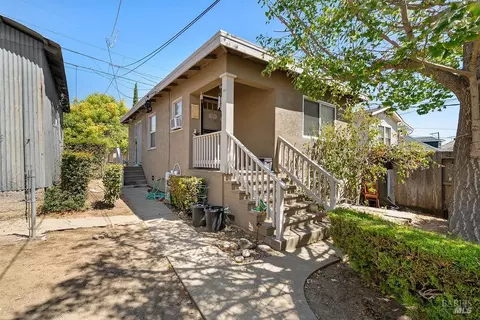 Exterior - 514 Florida St, Vallejo, CA 94590 photo 2 of 10