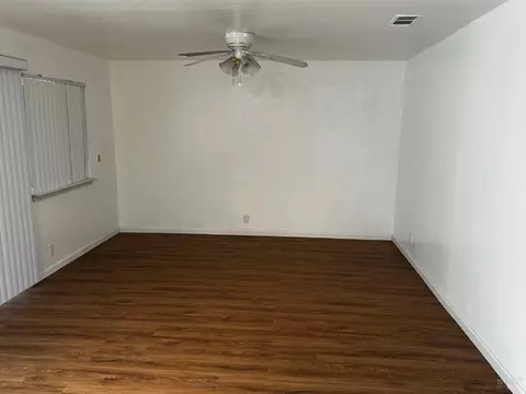 Living - 1362 Sanderling Dr, Fairfield, CA 94533 photo 3 of 3