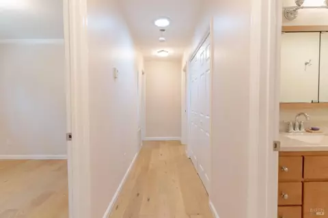 Entry Way - 26760 Oriole Dr, Willits, CA 95490 photo 3 of 5