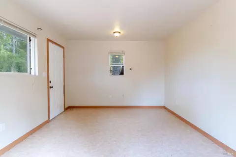 Living - 26760 Oriole Dr, Willits, CA 95490 photo 5 of 5