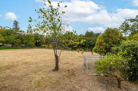 468 W School St, Cotati, CA 94931 photo 2