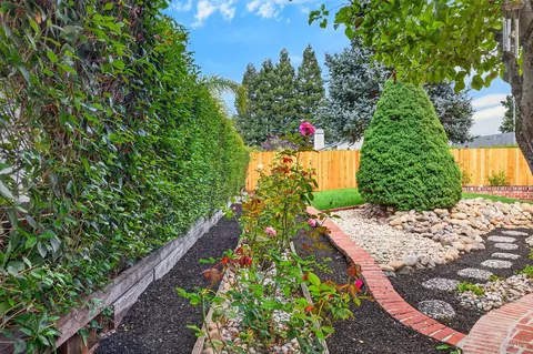 Exterior - 8273 Honor Pl, Cotati, CA 94931 photo 20 of 24