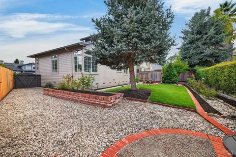 Exterior - 8273 Honor Pl, Cotati, CA 94931 photo 14 of 24