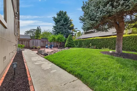 Exterior - 8273 Honor Pl, Cotati, CA 94931 photo 9 of 24